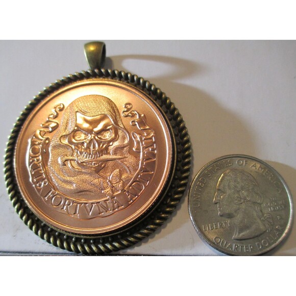 Fortune Favors the Brave-Fortis Fortuna Adiuvat-Copper High Relief Round/Pendant - Picture 6 of 7